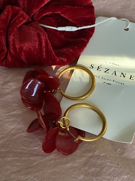 Sezane Jewelry - Red Flora Earrings & Velour Hair Tie NWT